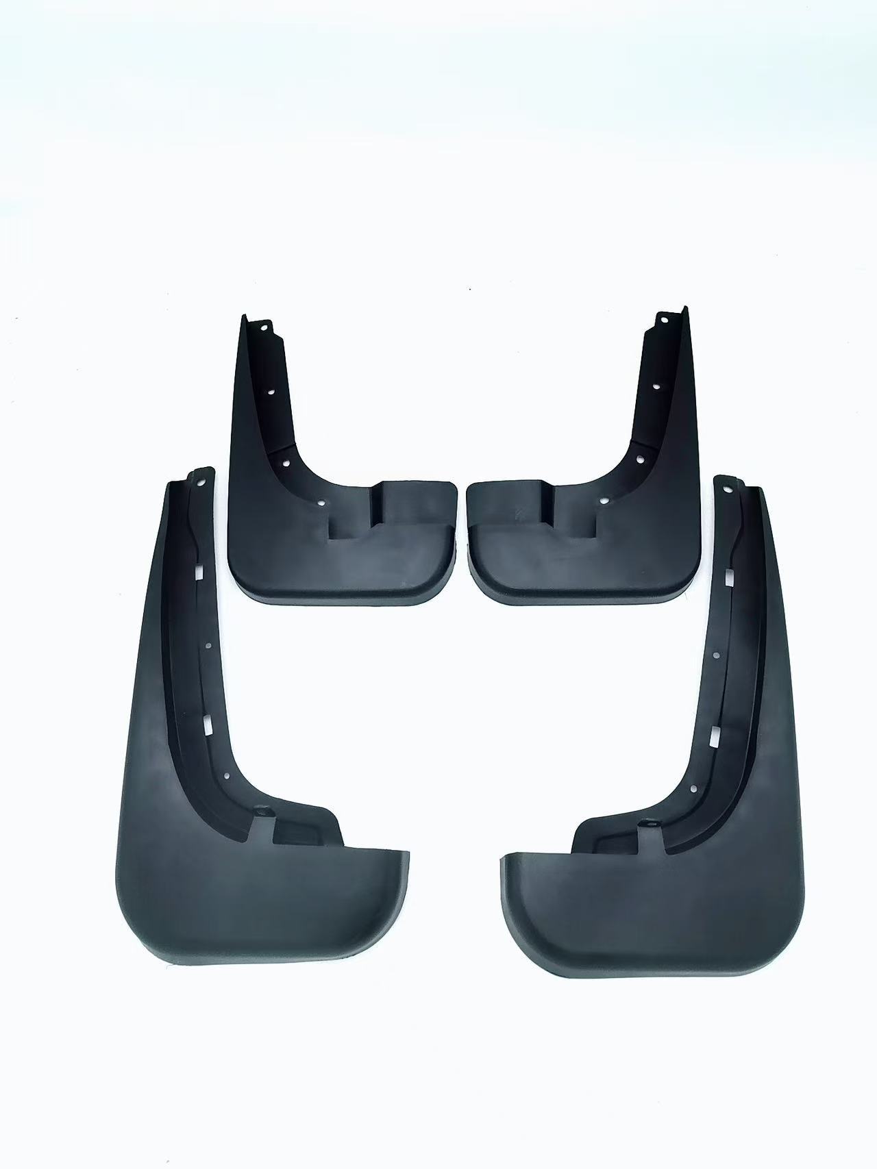 Adecuado para Mercedes-Benz Vito Vito 2024 Guardabarros transfronterizos de comercio exterior Neumáticos de coche Guardabarros suaves Modificación de cuero