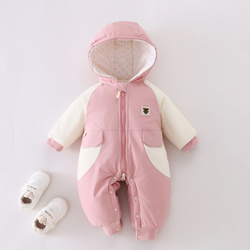 婴儿童衣服2025秋冬季三防面料连体衣女宝宝卡通长袖哈衣外出爬服