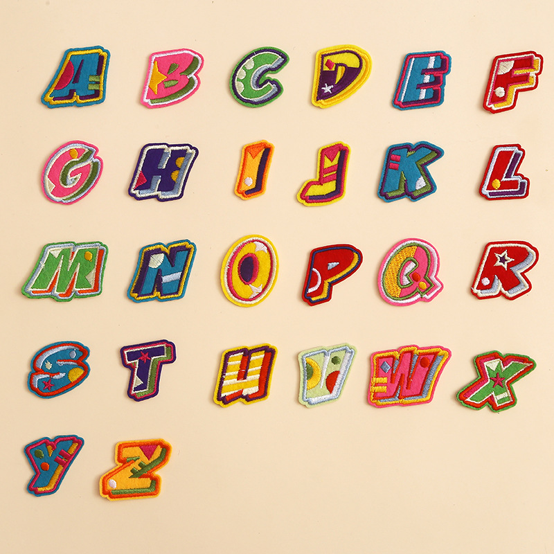26个英文字母彩色服装布贴国潮辅料批发diy布艺材料厂家直销