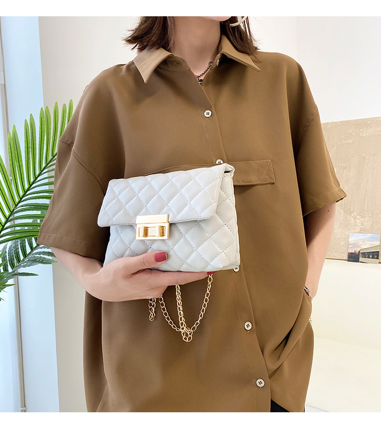 Fashion New Style Square Buckle Rhombus Embroidery Thread Messenger Chain Small Square Bag display picture 4