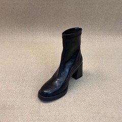 牛皮版~极简新款黑色百搭弹力瘦瘦靴女复古后拉链高跟显瘦小短靴
