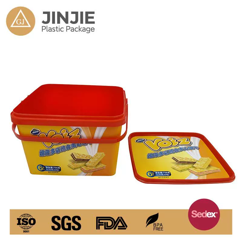 WOW厂家直供PP塑料包装盒储物盒礼品盒带盖定制加工模内贴饼干盒