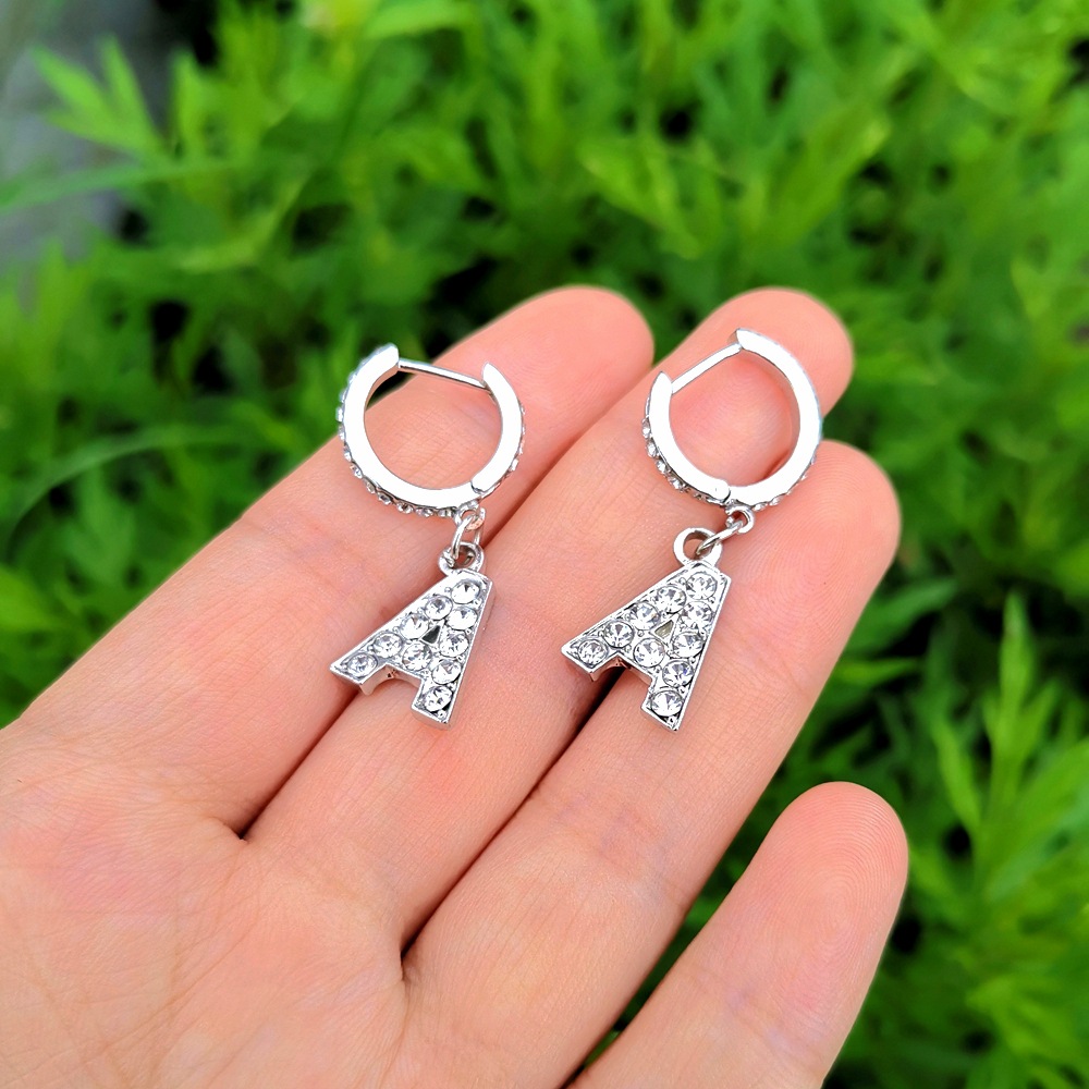 Wholesale Jewelry Letter Inlaid Diamond Pendant Earrings Nihaojewelry display picture 7