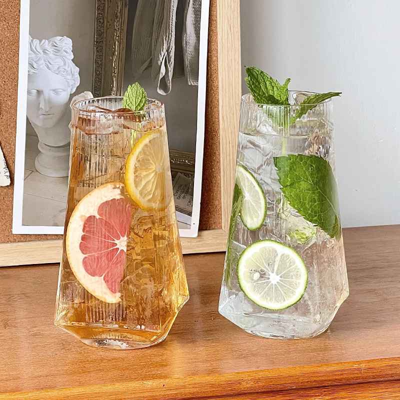 Taza de vidrio a rayas de diamante cuadrado, taza de frutas, taza de agua de burbujas de soda, taza de bebida fría, taza de agua potable