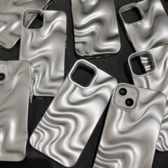 高級感水波紋ソフトケースはiPhone15/16pro max携帯ケースリンゴ13/12/14ソフトケースを適用する