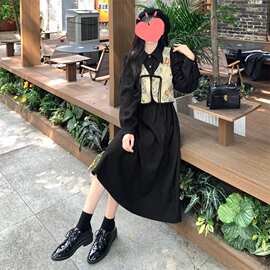 跨境一件代发2025秋季连衣裙复古盘扣灯芯绒年轻两件套连衣裙抖音