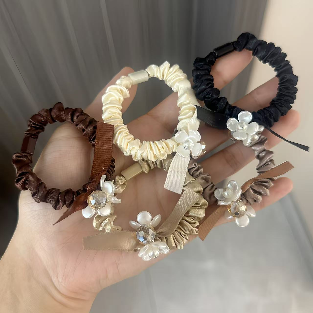 흰색 크리스탈 플라워 균등 발송