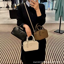 ޢ¿ŮgбС^Satchelճͨб