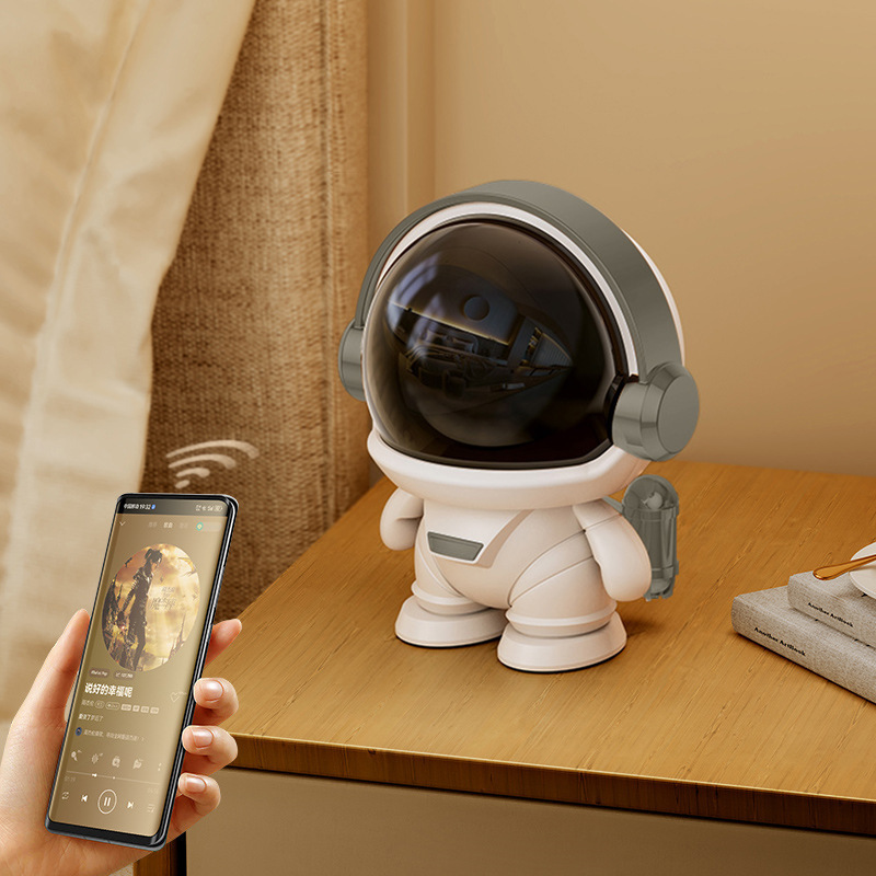 新商品宇宙飛行士宇宙飛行士創意デスクトップ置物aiスマートbluetoothスピーカー屋外小音響プレゼント|undefined