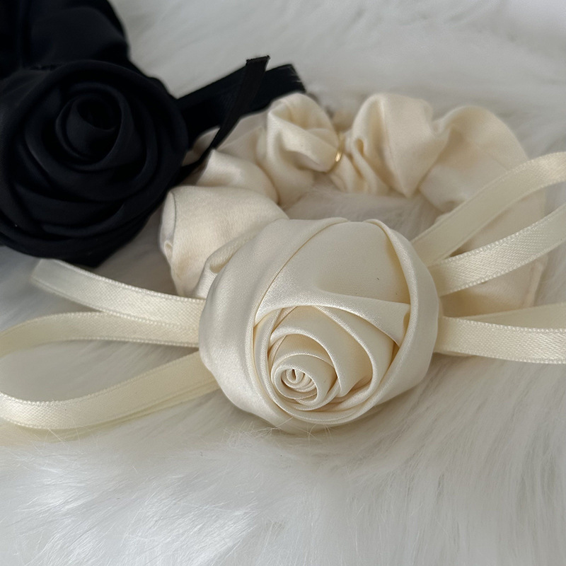 Women's Elegant Simple Style Rose Cloth Hair Tie display picture 3
