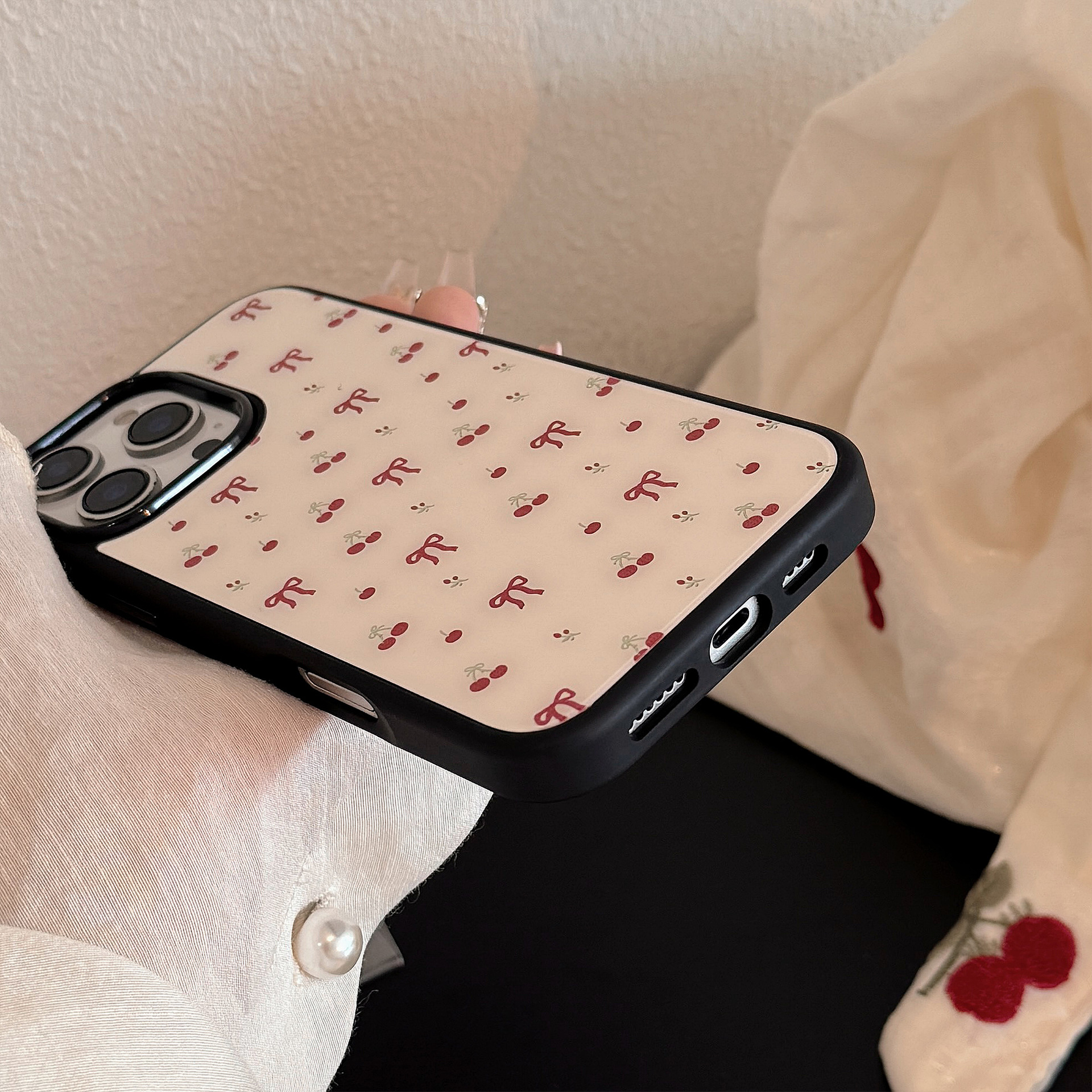 Premium Glass Phone Case With Gilt Cherry Design For Iphone_voghion.com