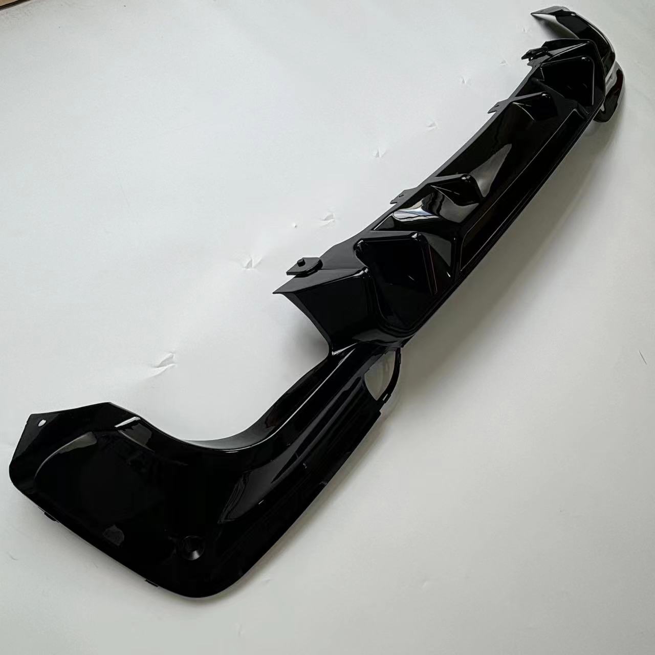 Suitable for Bmw X3 G01 2017-2019 Competition Model Rear Lip with Dual Outlet Rear Diffuser