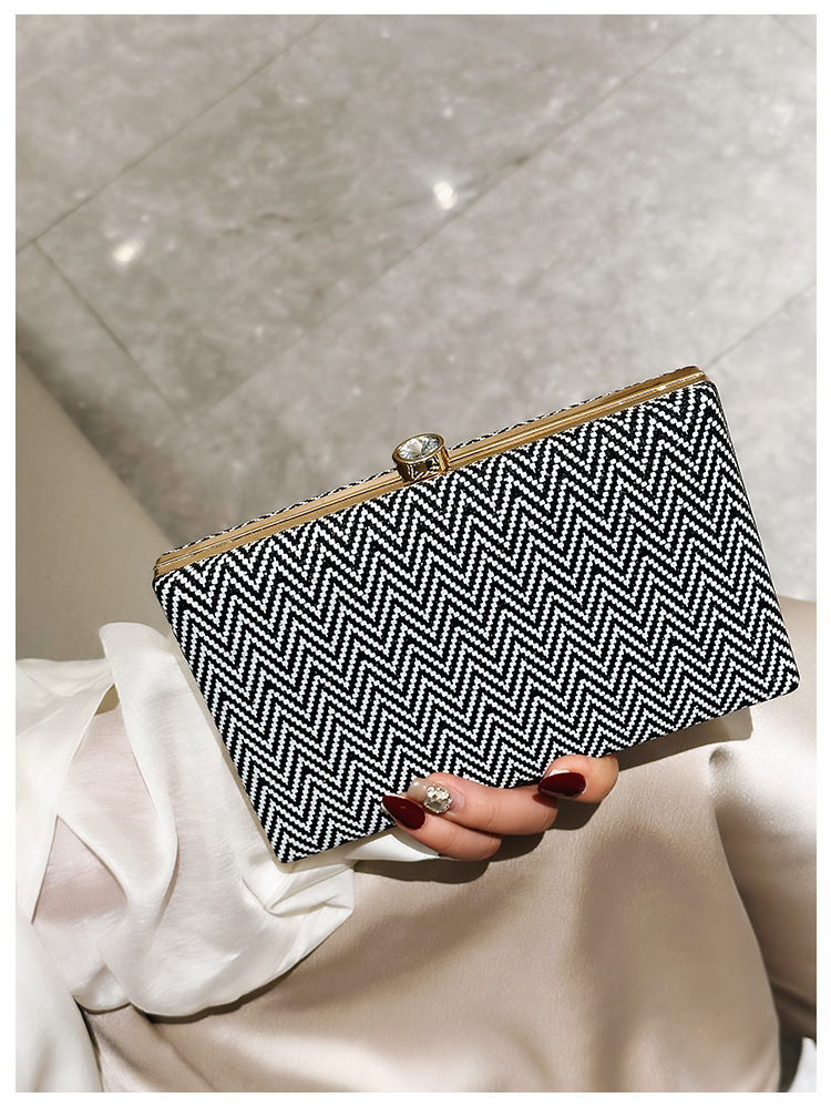 Acrylic Material Arylic Waves Solid Color Square Evening Bags