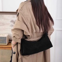 一件代发秋冬新款磨砂牛皮单肩包斜挎高级感法式小众真皮通勤女包