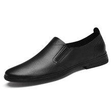 3689������ƤЬ���ĵͰ��׽�ţƤ����װ�ָ�����Ь�ο�͸���׵�Ь