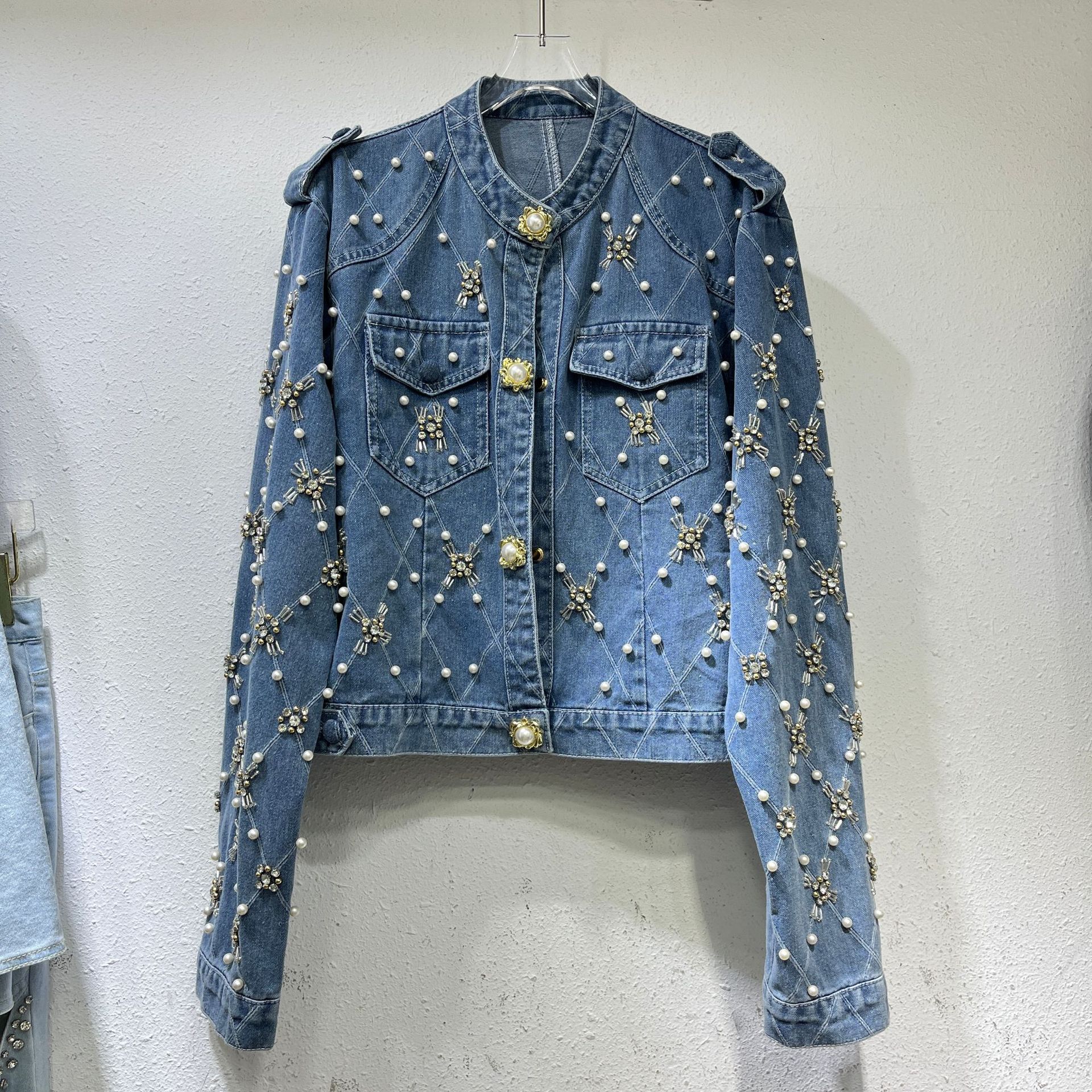 Women's Heavy Denim Jacket Loose Fit Versatile Winter Outerwear_voghion.com