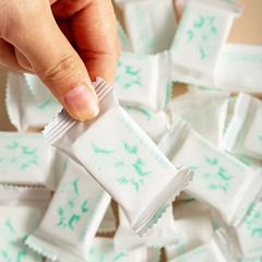 Single-use compressed towels, extra large and extra thick face towels, travel and hotel portable candy compressed facial towels