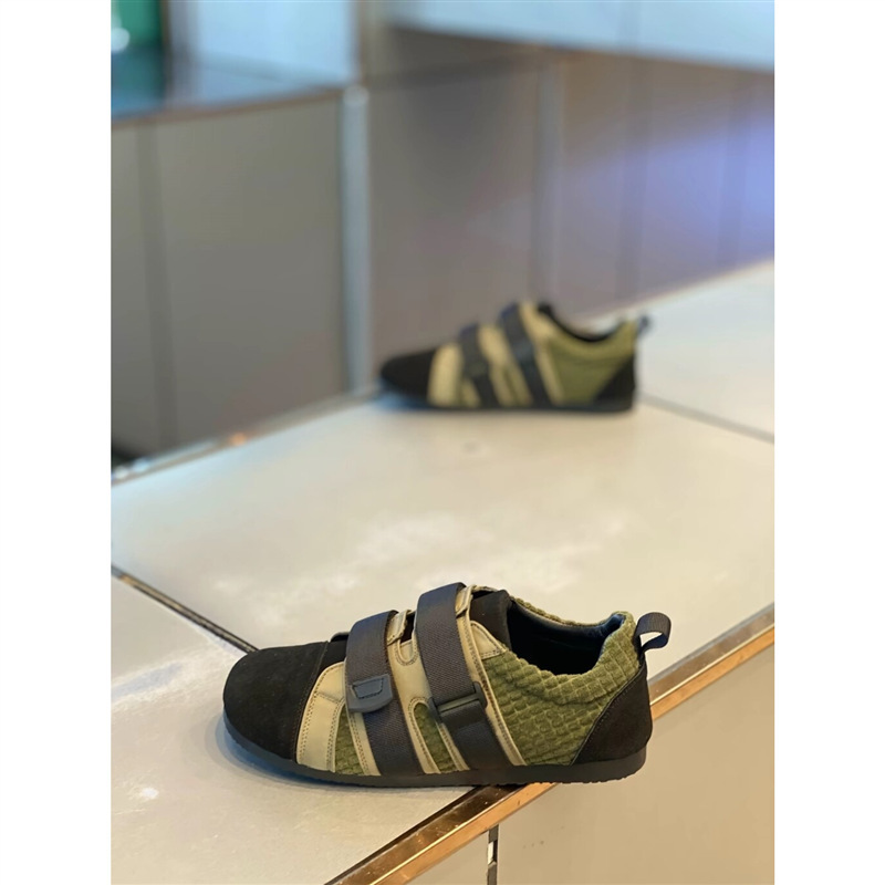 Trendy Men's Sneakers 2024 Spring New Velcro Comfortable Leather Low-Top Popular Casual Trendy Men's Bm