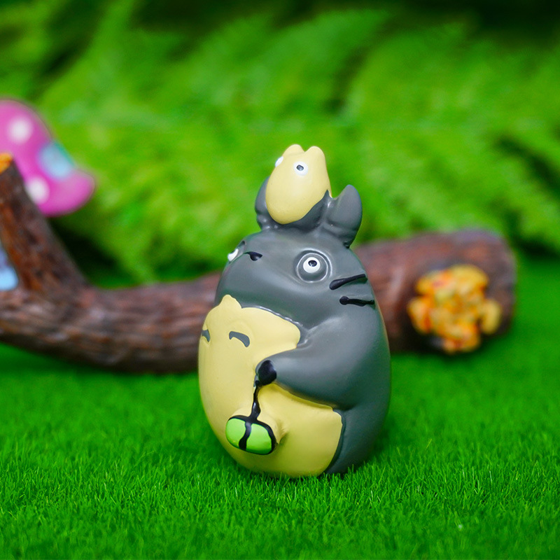 Nuevo estilo Zongzi Totoro Decoración Muñeca Hayao Miyazaki Dibujos animados Serie de micro paisajes Acuario curativo de estilo japonés Nuevo paisaje