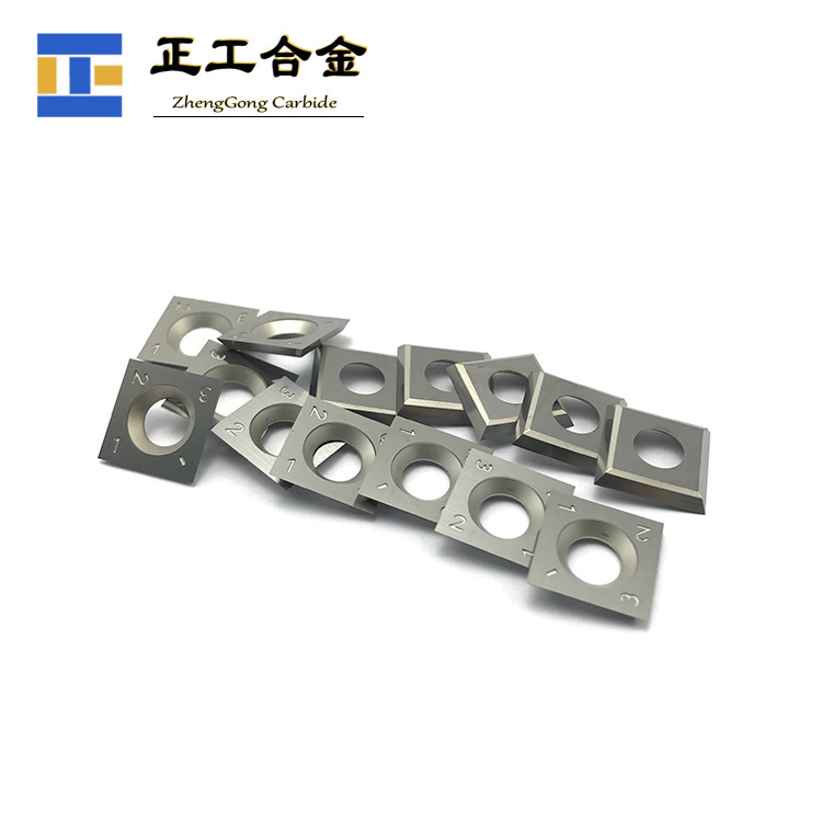 硬质合金立铣机四面刨双面刨刀片舍弃式螺旋木工刀片