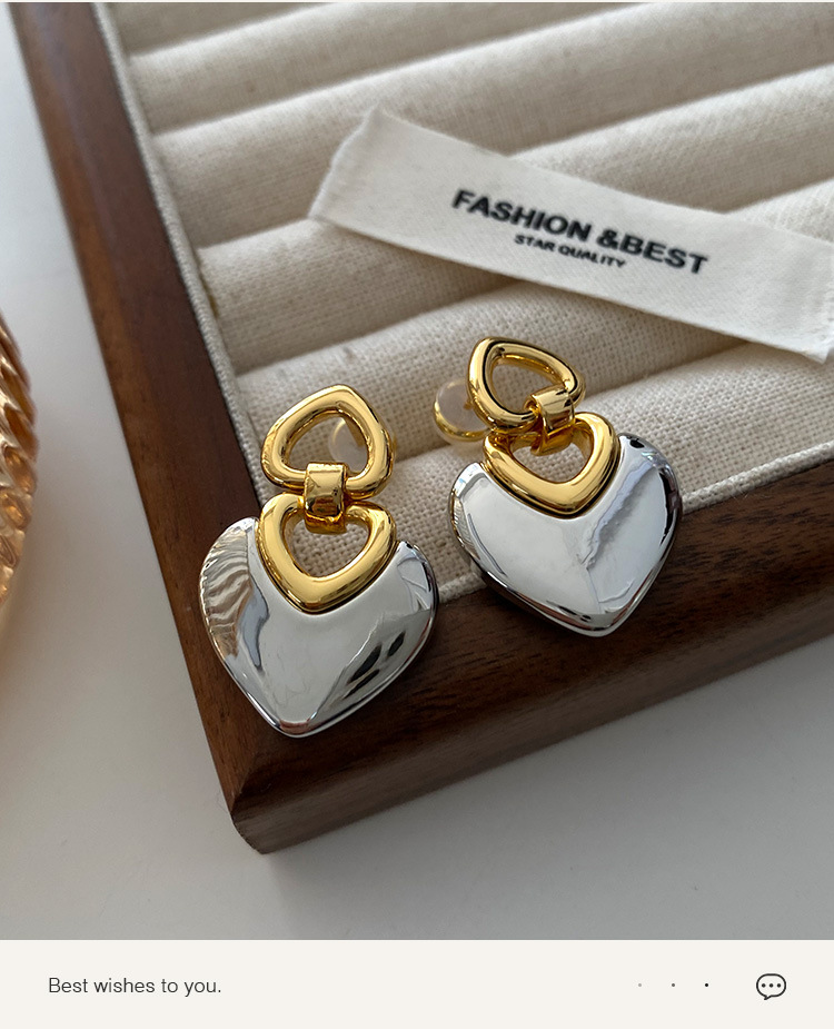 Copper Alloy Material Heart Shape Pattern 1 Pair Simple Style Heart Shape Plating Copper Alloy 18k Gold Plated Earrings