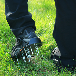 Self-Level Flat Spike Shoes Cement Construction Nail Shoes Floor Paint Spike Shoes Garden Soil Loosening Lawn Ventilation Shoes Loose Soil Shoes
