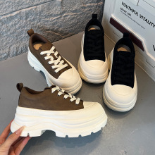 发泡底乌拉草猪皮鞋垫小白鞋女2025秋季新款松糕底百搭休闲板鞋子