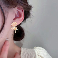 電鍍合金銀針淡水珍珠耳環批發 玫瑰花朵氣質發飾耳釘高級感耳飾