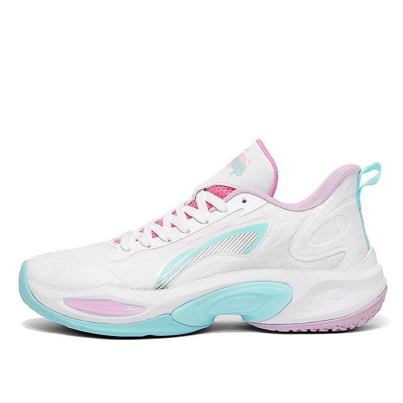 Ultra light fashionable basketball sneakers