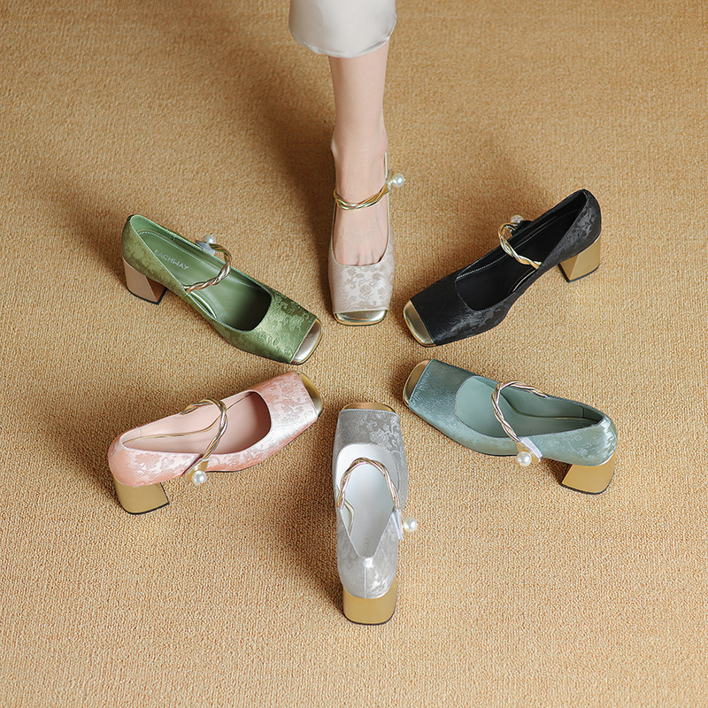 New 6cm/4cm Height 6 Color Embroidered Color-matching Silk Cowhide Guofeng Series Large Size Shoes Women's Mary Shoes