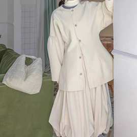 2390深冬装搭配一整套冷淡系独特别致高级感小香风白色裙两件套装