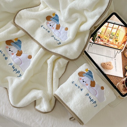 High-Quality Bath Towel Set for Women, Absorbent and Cute, Suitable for Students and Home Use, Coral Fleece, Non-Shedding, Thick Wrap Towel High-Quality Bath Towel Set for Women, Absorbent and Cute, Suitable for Students and Home Use, Coral Fleece, Non-Shedding, Thick Wrap Towel