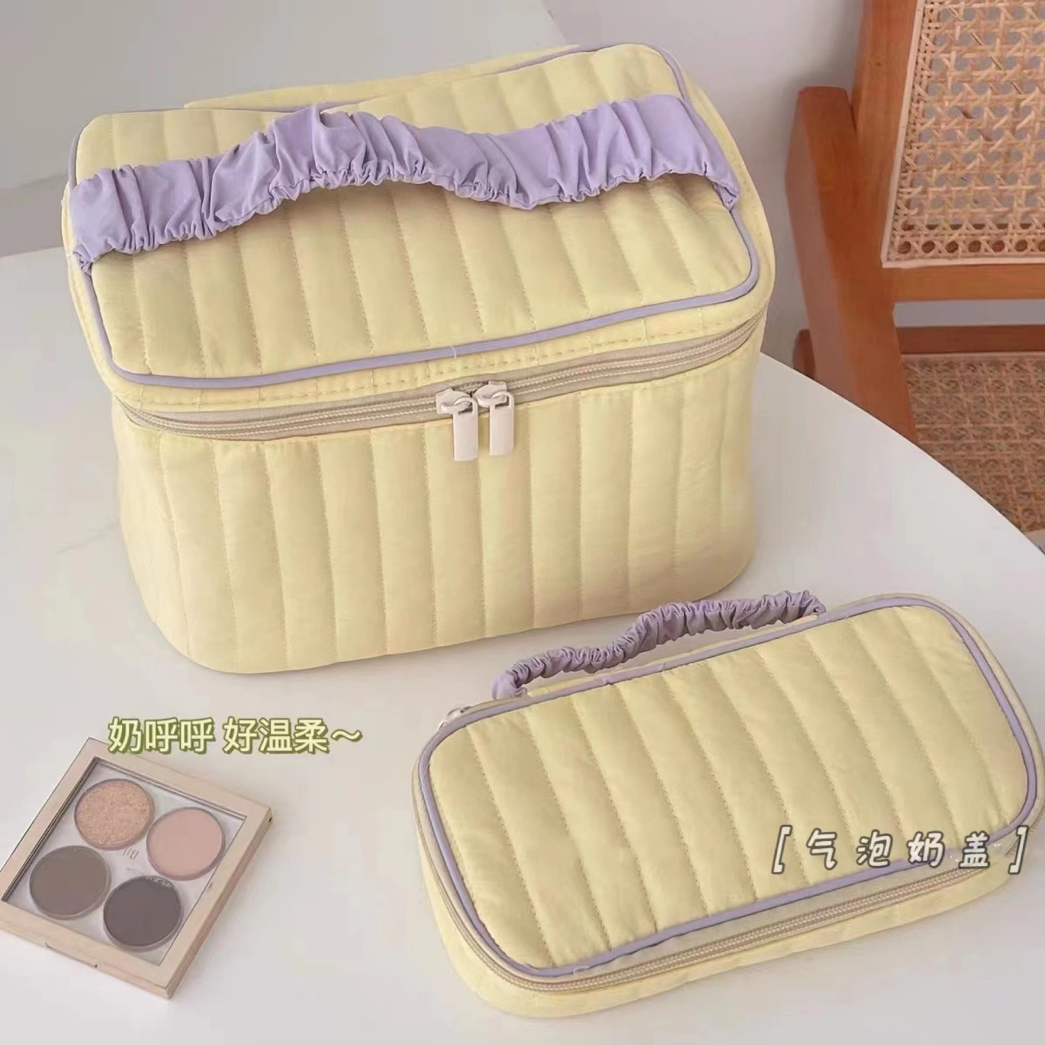 Nueva bolsa de cosméticos de gran capacidad bolsa de cosméticos de alta apariencia portátil Flip bolsa de almacenamiento para las mujeres