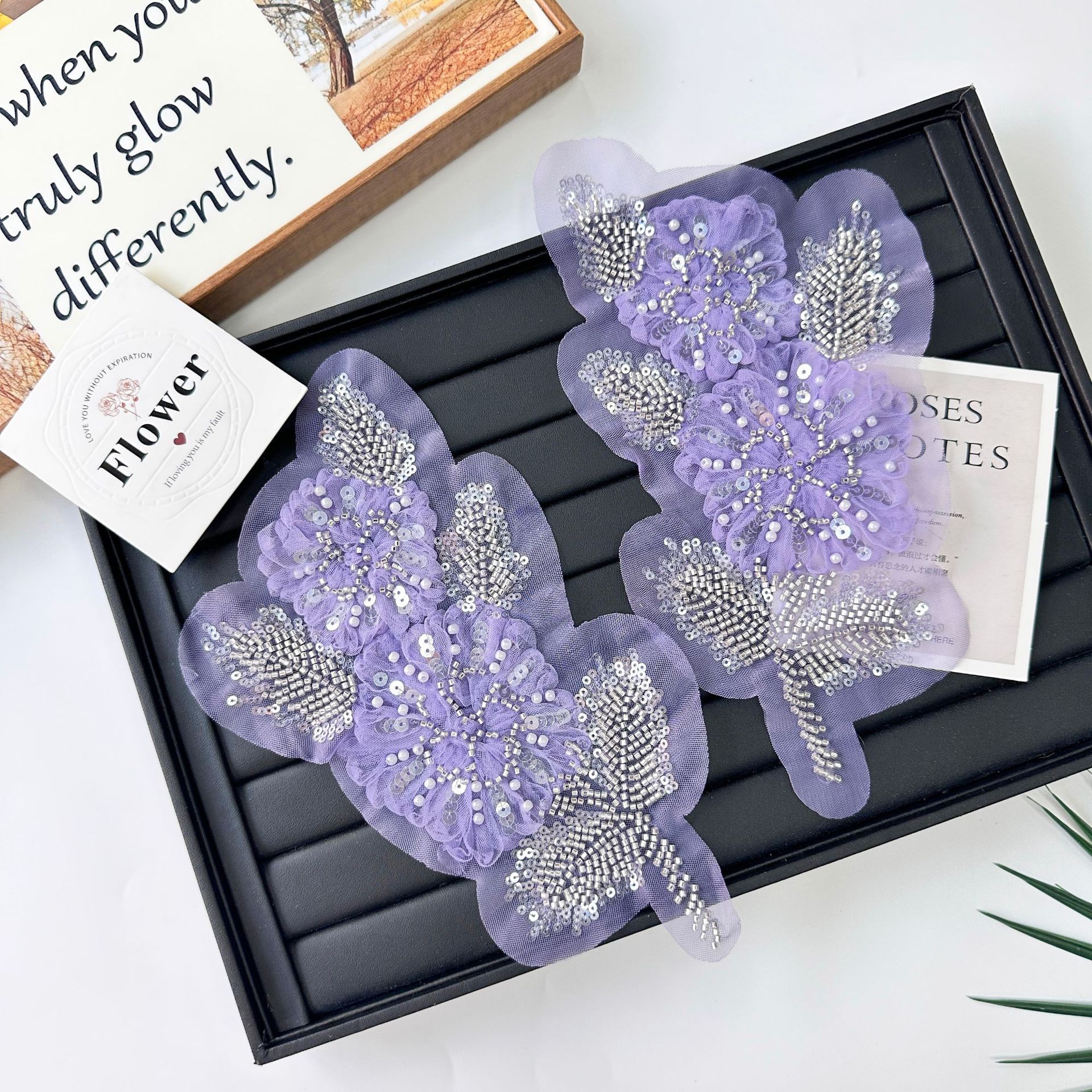 Nuevos clavos de cuentas de flores tridimensionales flor sequin de tela pegada flor de pecho vestido de boda accesorios DIY fábrica directa image 5