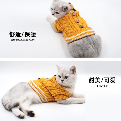 Physical store wholesale dog clothes autumn and winter warm pet clothing buttons sweet sweater teddy cat