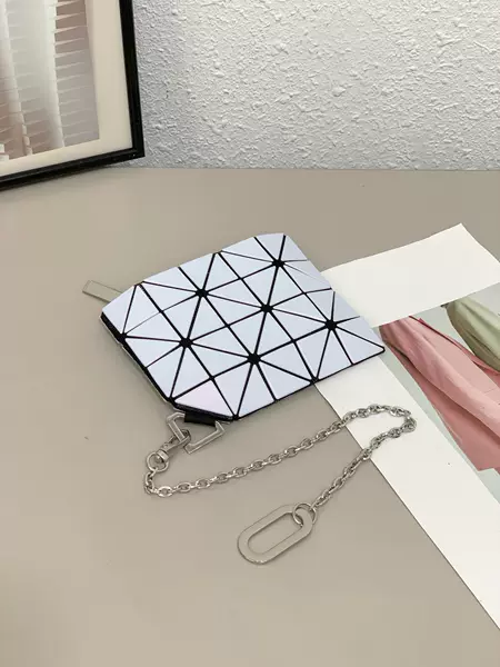 Mini geometric diamond clutch bag pendant, fashionable keychain, lipstick coin purse accessory, envelope bag decoration