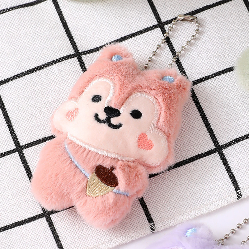 Caricatura peluche fresas oso broche lindo perro Pacha muñeca bolsas de muñecas colgar DIY accesorios de ropa al por mayor