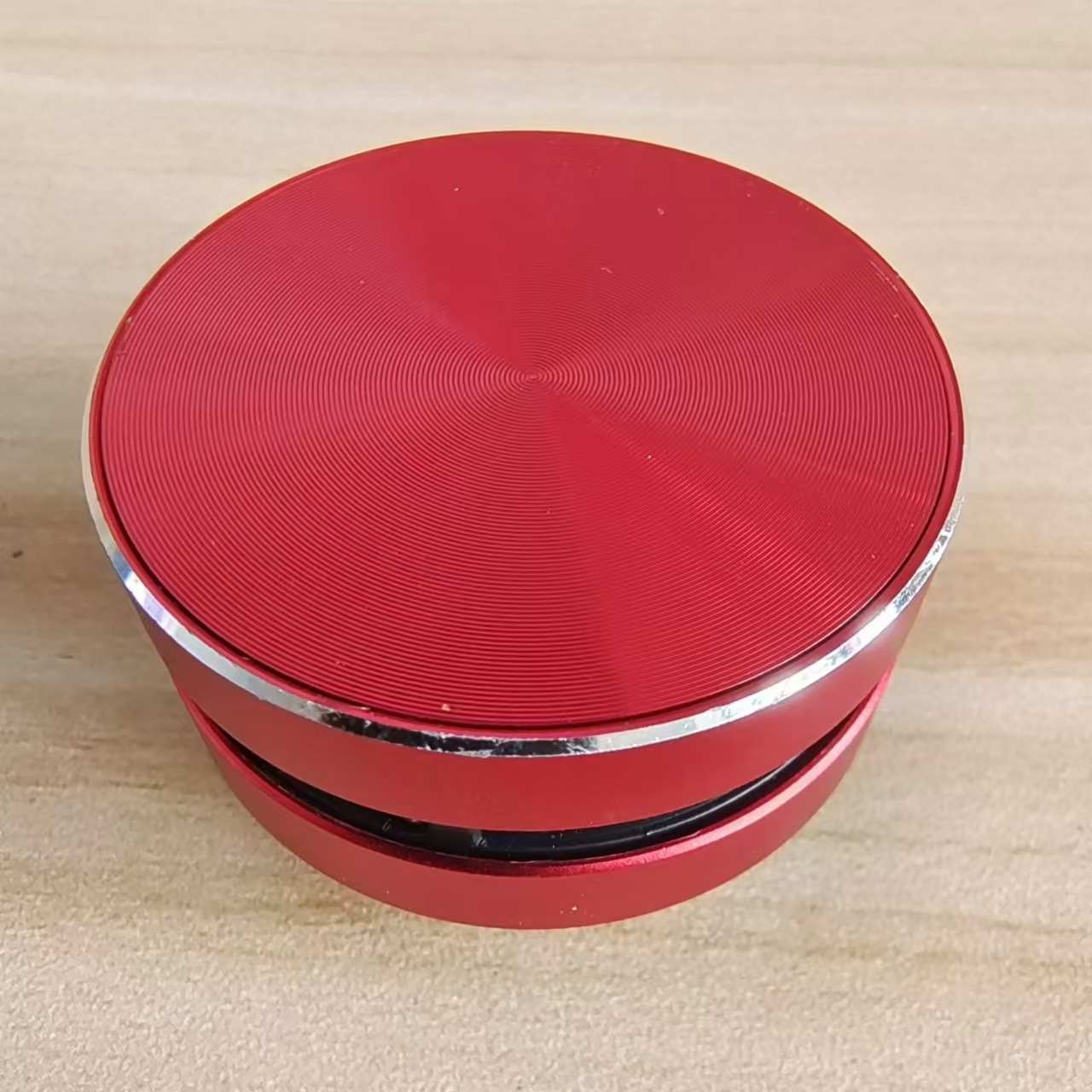 2024 resonancia audio de conducción ósea venta caliente transfronteriza tecnología negra succión magnética estéreo portátil metal pequeño cañón de acero cuidadosamente seleccionado