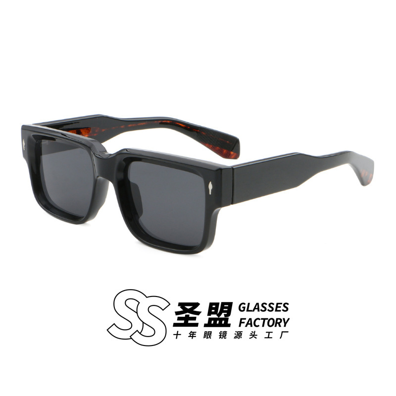 New Explosions Foreign Trade Cross-border Sunglasses Big Brand High Sense Fashion Women's Trendy Men's Box Sunglasses UM9810 New Explosions Foreign Trade Cross-border Sunglasses Big Brand High Sense Fashion Women's Trendy Men's Box Sunglasses UM9810