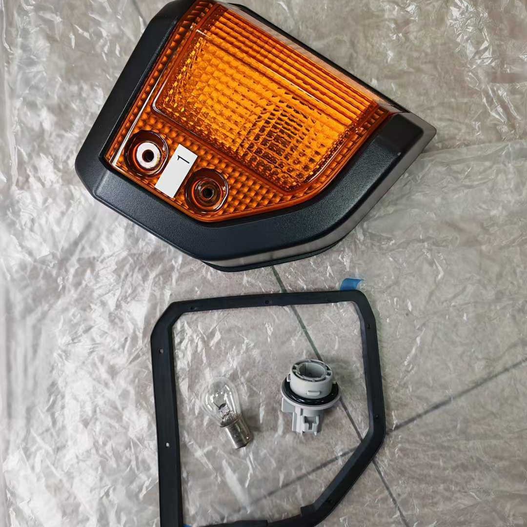 Aplicable a 23 24 25 Land Cool Road Zepica FJ79 90 luces de dirección luces laterales