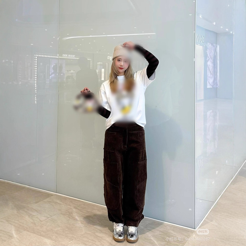 High Version Ga Home 25 Early Autumn New Contrasting Color Donald Duck Letter Round Neck Short-Sleeved Knitwear Top Women's Style