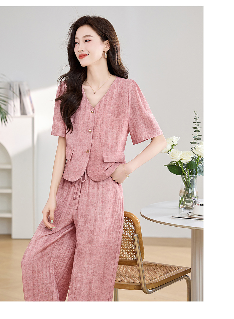Bộ đồ công sở nữ mùa hè áo vest nhỏ phối quần ống rộng hai mảnh HE9837 — Màu hồng, Màu Kaki chi tiết 22