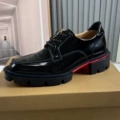 Lace-up black shiny leather