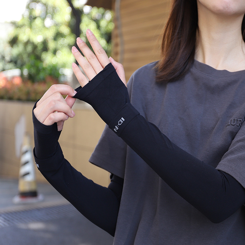 니트 아이스 슬리브 ID: 남성과 여성을위한 N 여름 아이스 실크 선 스크린 소매 손 소매 얇은 안티 훅 실크 운전 승마 아이스 실크 슬리브