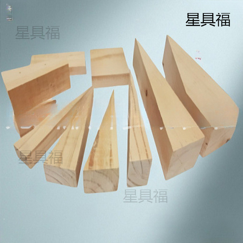 三角木のくさびの三角木のくさびのドアと窓は膨張する三角の木の塊の実木のスライドの家具の木の栓を取り付けます。|undefined