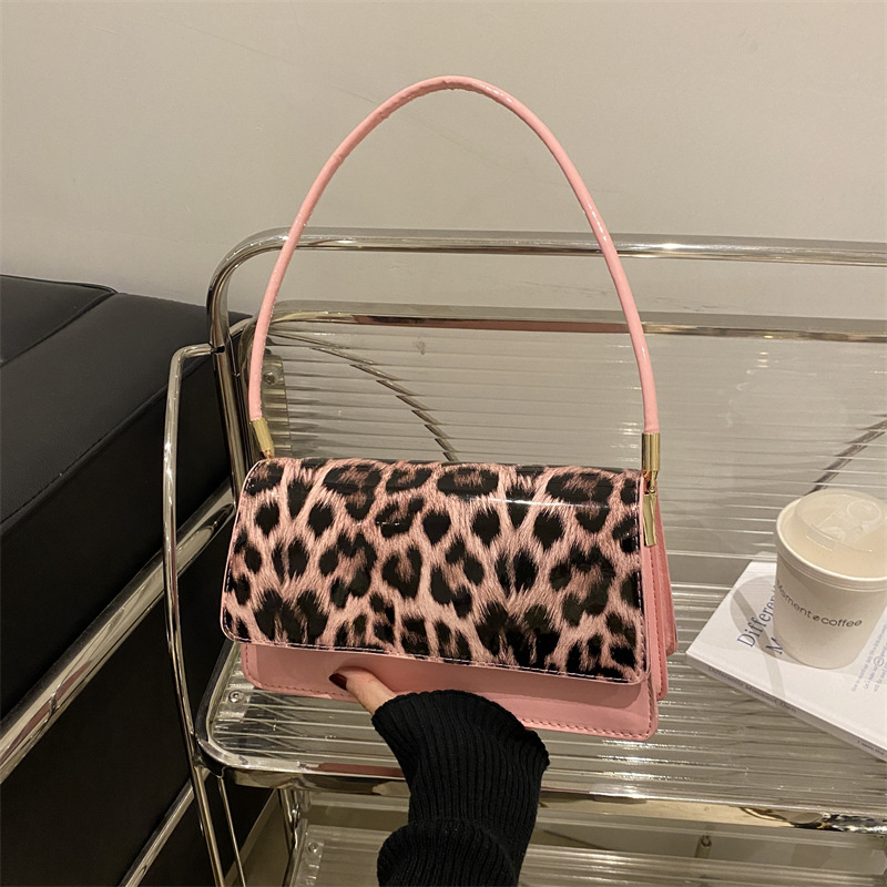 2024 moda nuevo estilo textura simple estampado de leopardo axila bolso cuadrado pequeño de mensajero portátil hombro axila bolso femenino