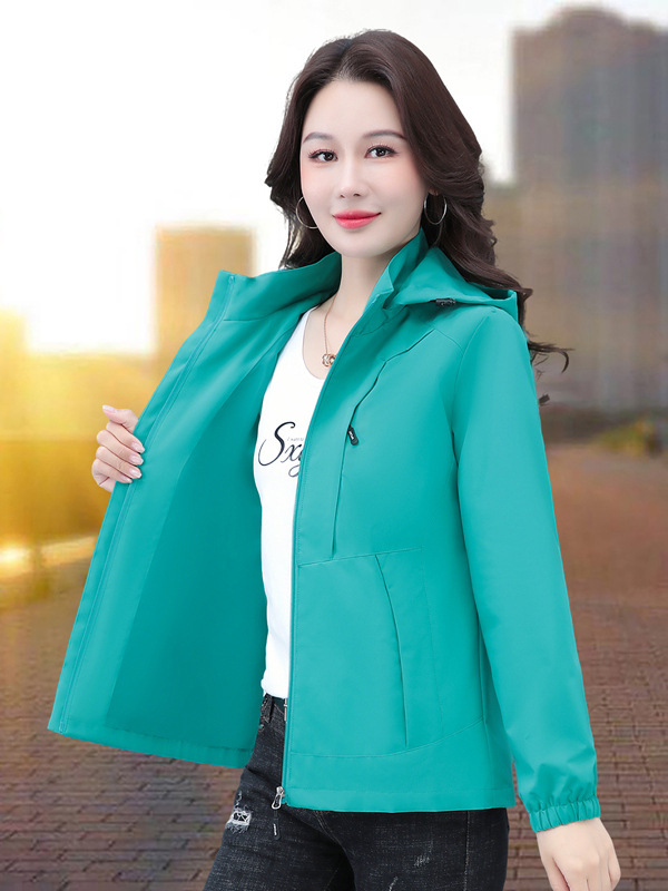 夹克外套女士春秋款2025新款爆款休闲妈妈短款风衣户外冲锋衣薄款|undefined