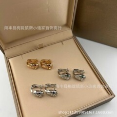 宝家高版本蛇头耳钉镶钻蛇形耳拍V金银针耳环时尚高级轻奢百搭