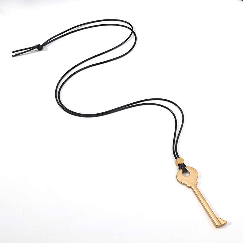 Long Necklace Chain Elegant Vintage Style For Women Versatile_voghion.com