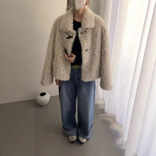 2025新款韩系减龄牛角扣卷卷毛短外套女加厚保暖显瘦棉服棉衣外套